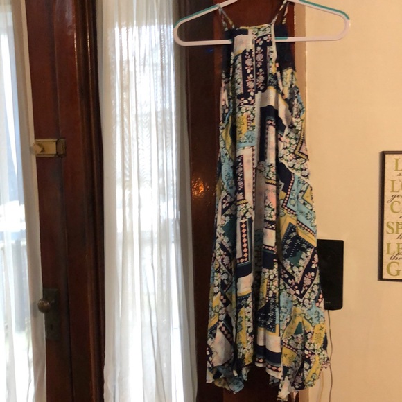 Threadzwear Dress Size Small - Picture 3 of 3